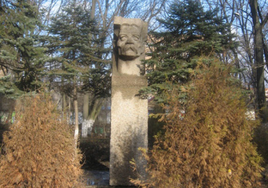 Памятник Максиму Горькому 