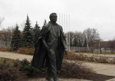 Памятник Иосифу Кобзону (Донецк)