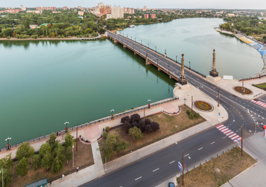 Мост через Кальмиус по проспекту Ильича (Донецк)