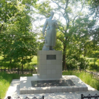 Братская могила воинов в сквере 40-летия освобождения г. Макеевки (Макеевка)